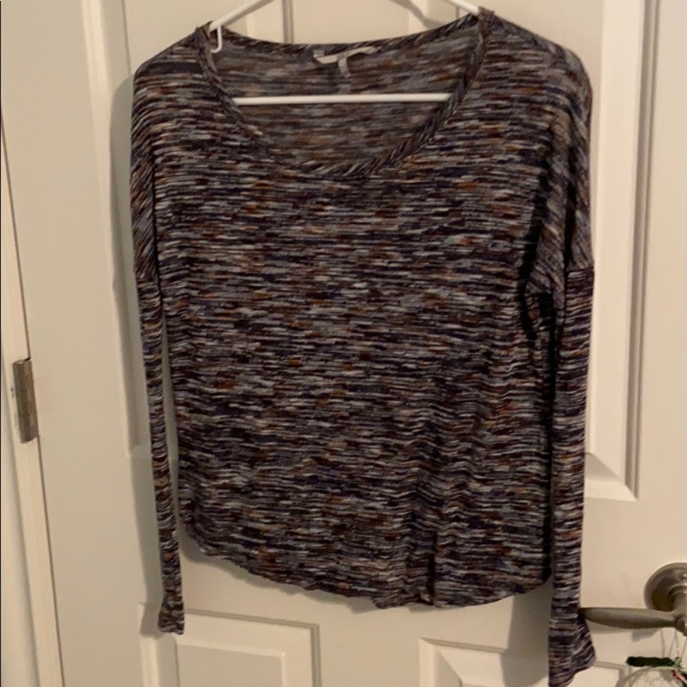 NWOT Long sleeves tee